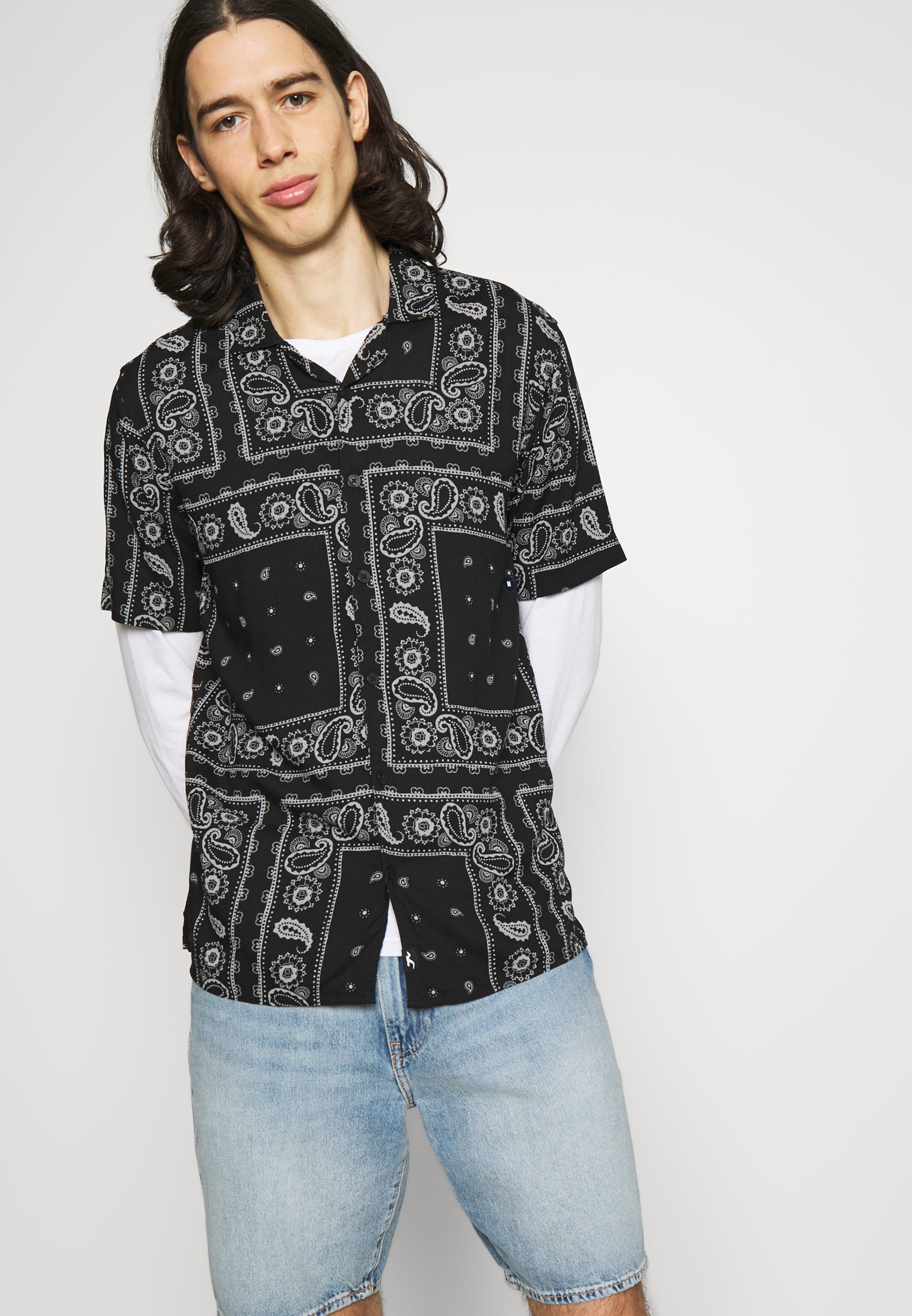 Hollister Co. BANDANA - Shirt - black 