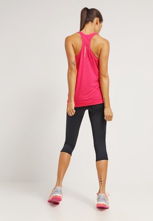 T-shirt de sport - pink