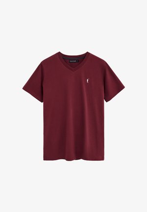 Bordeauxrode korte mouw T-shirt met V-hals en een klein wit polo-spelerlogo op de linkerborst.