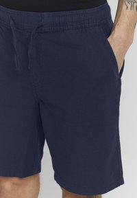 Casual Friday CFPHELIX LINEN MIX - Shorts - navy blazer