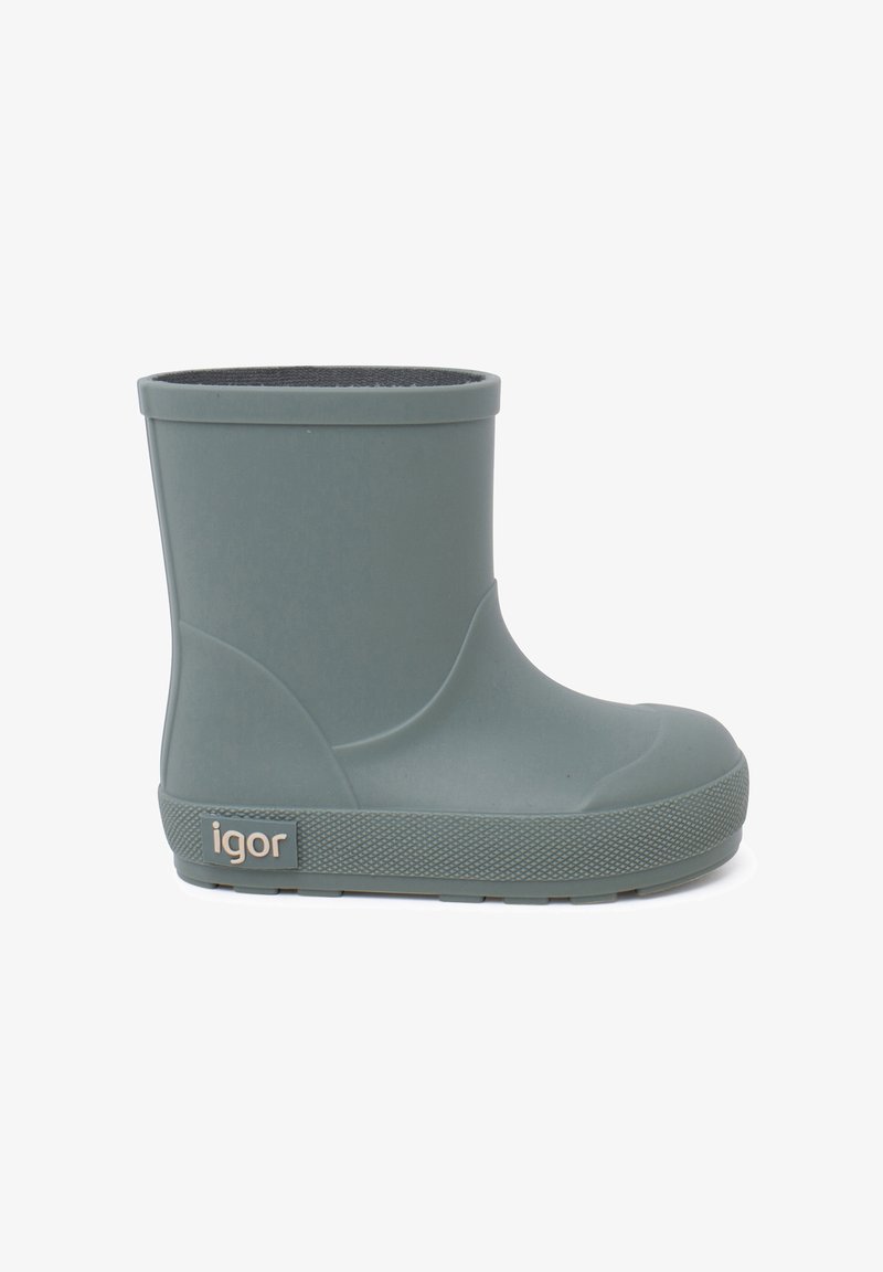 Botte de pluie en caoutchouc verte avec une texture lisse, bout arrondi et coupe basse. Présente une semelle texturée et un logo sur le côté.