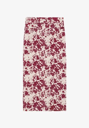 Falda lápiz beige con talle alto y estampado floral y salpicaduras en color granate, con bolsillos delanteros y cierre de botón.