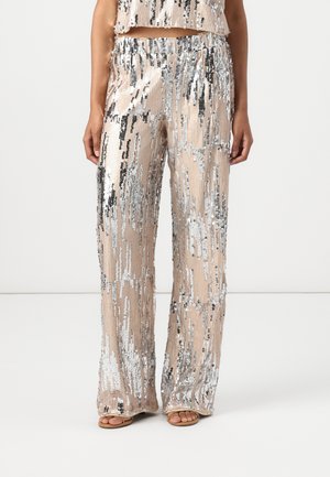 Noisy May NMZOEY PANTS - Kelnės - birch/silver coloured