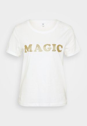 Valge lühikese varrukaga T-särk, mille esiküljel on suurelt ja sädelevate kuldsete tähtedega sõna "MAGIC". Sile puuvillane tekstuur.