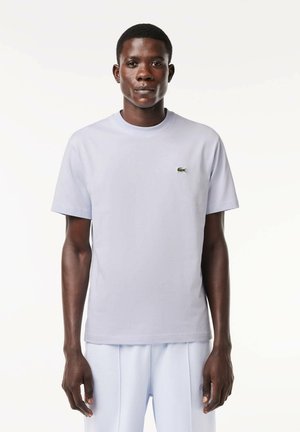 - T-shirt basic