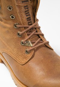 Panama Jack Botins de atacadores - honey