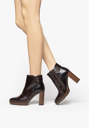 Ankle Boot - t di moro