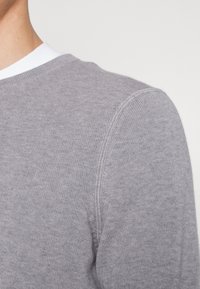 Marc O'Polo CREW NECK - Camisola - grey