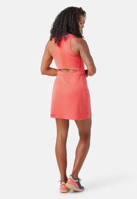 Smartwool ACTIVE TANK - Vestido de deporte - carnival