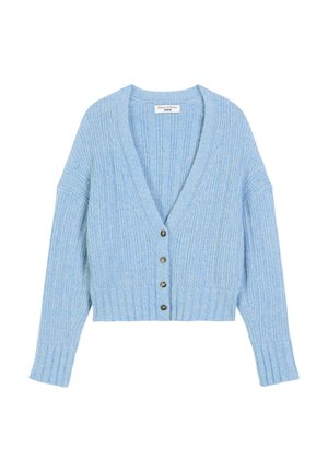 Jasnoniebieski kardigan wykonany z prążkowanej dzianiny, z głębokim dekoltem w kształcie V, długimi rękawami i pięcioma guzikami z przodu.