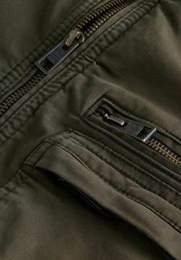 Kevyt takki - khaki green