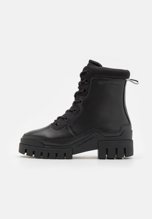 Calvin Klein Jeans, Bottines à plateau - black