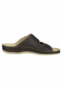 Brune læder slide sandal med åben tå, tekstureret overflade, syninger og buet sål for komfort.