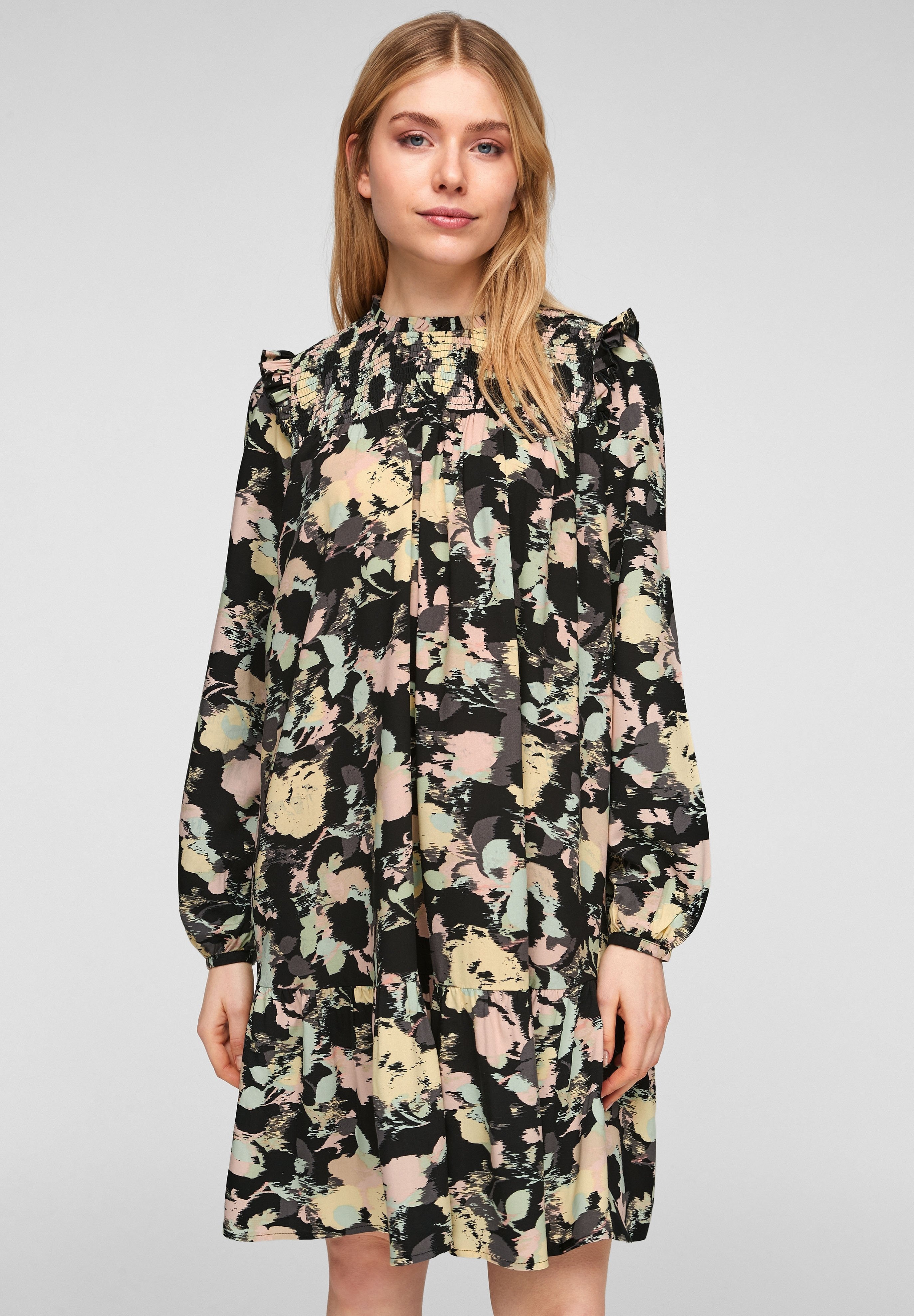 QS by s.Oliver Freizeitkleid - black aop/schwarz - Zalando.de