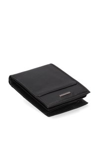 Portafoglio in pelle nera con superficie texturizzata, design a bi-fold e un accento metallico del marchio sul fronte. Stile minimalista senza motivi visibili.