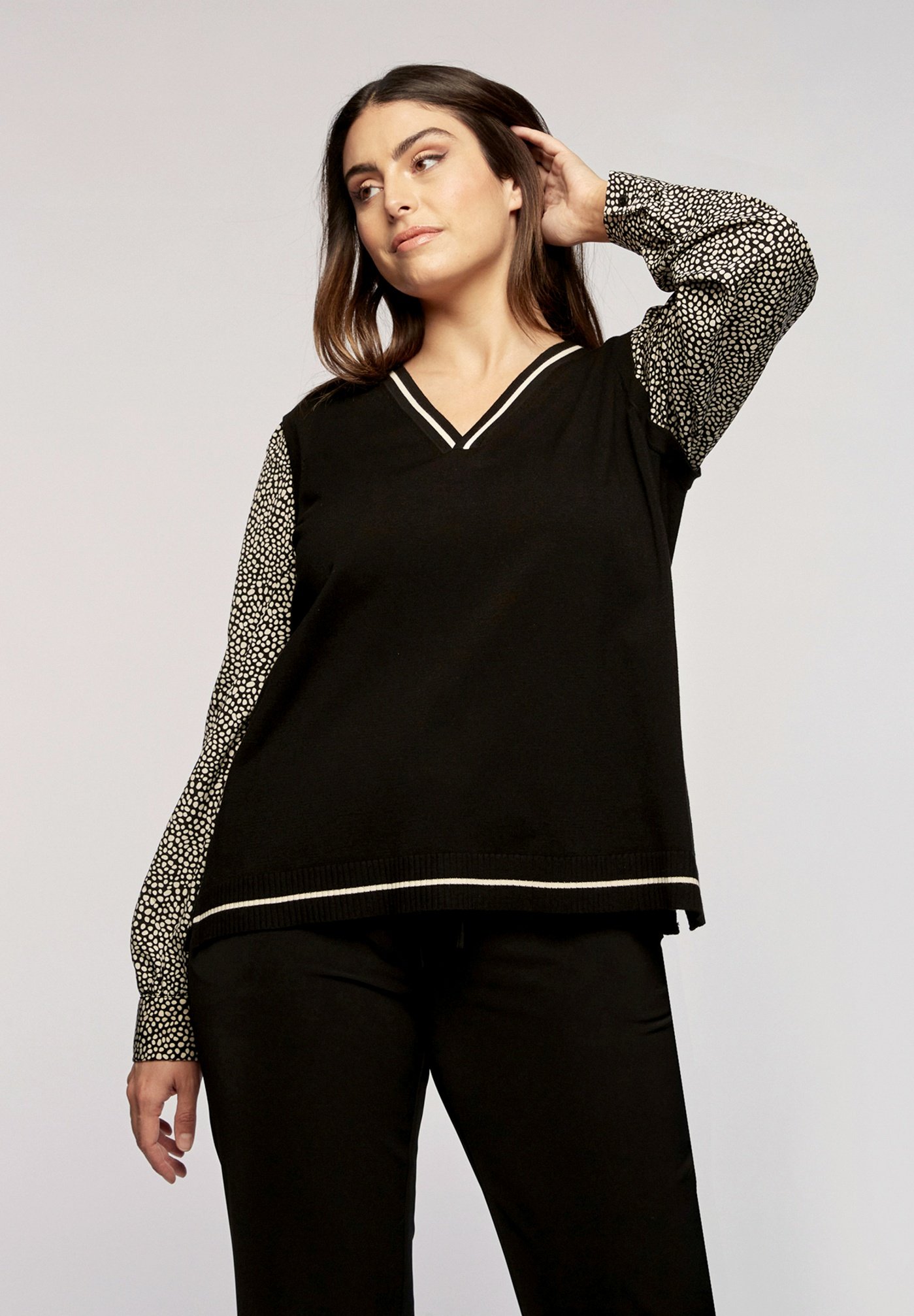 Fiorella Rubino AVEC MANCHES EN TISSU IMPRIMÉ - Maglione - nero - Zalando.it