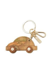 Portachiavi a forma di auto, realizzato in materiale a fantasia che ricorda una mappa del mondo. Presenta hardware dorato e due ruote rotonde marroni.