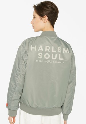 Harlem Soul TAY-LOR PRINTED - Bomberjacke - sage