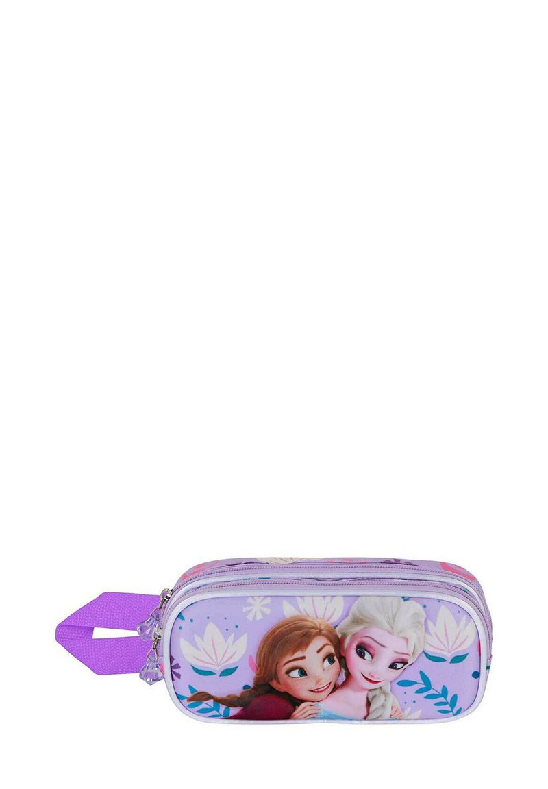 Trousse violette ornée de personnages avec des motifs floraux, fermeture zippée et une poignée texturée. Les dimensions offrent un rangement compact.