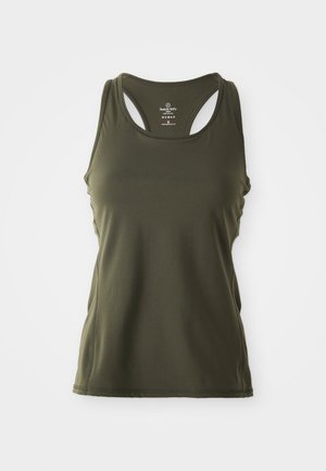Top sin mangas verde oliva hecho de una tela suave con un diseño de espalda de nadador. Presenta un escote redondo y dobladillo cosido.