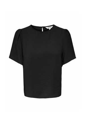 Blouse noire à manches courtes avec encolure ronde, manches légèrement bouffantes, tissu texturé et petite ouverture goutte d'eau boutonnée dans le dos.