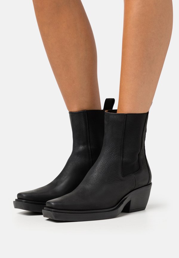 CPH236 - Cowboy/biker ankle boot