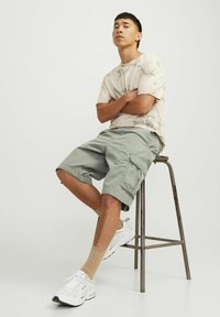 Jack & Jones COLE - Šortky - agave green