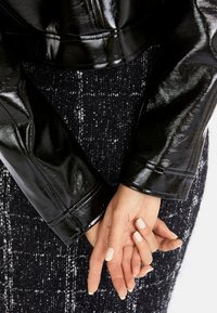 Marc Cain Kunstlederjacke - black