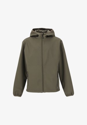 Veste softshell vert olive avec une fermeture éclair à l'avant, une capuche avec cordon de serrage et des poches latérales zippées. Le tissu a une texture lisse et légèrement mate.