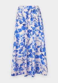 Jupe maxi florale avec un fond rose et des motifs floraux bleus de style aquarelle ; taille élastique ; tissu fluide.