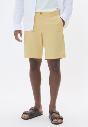 Matinique THOMAS - Shorts - golden haze