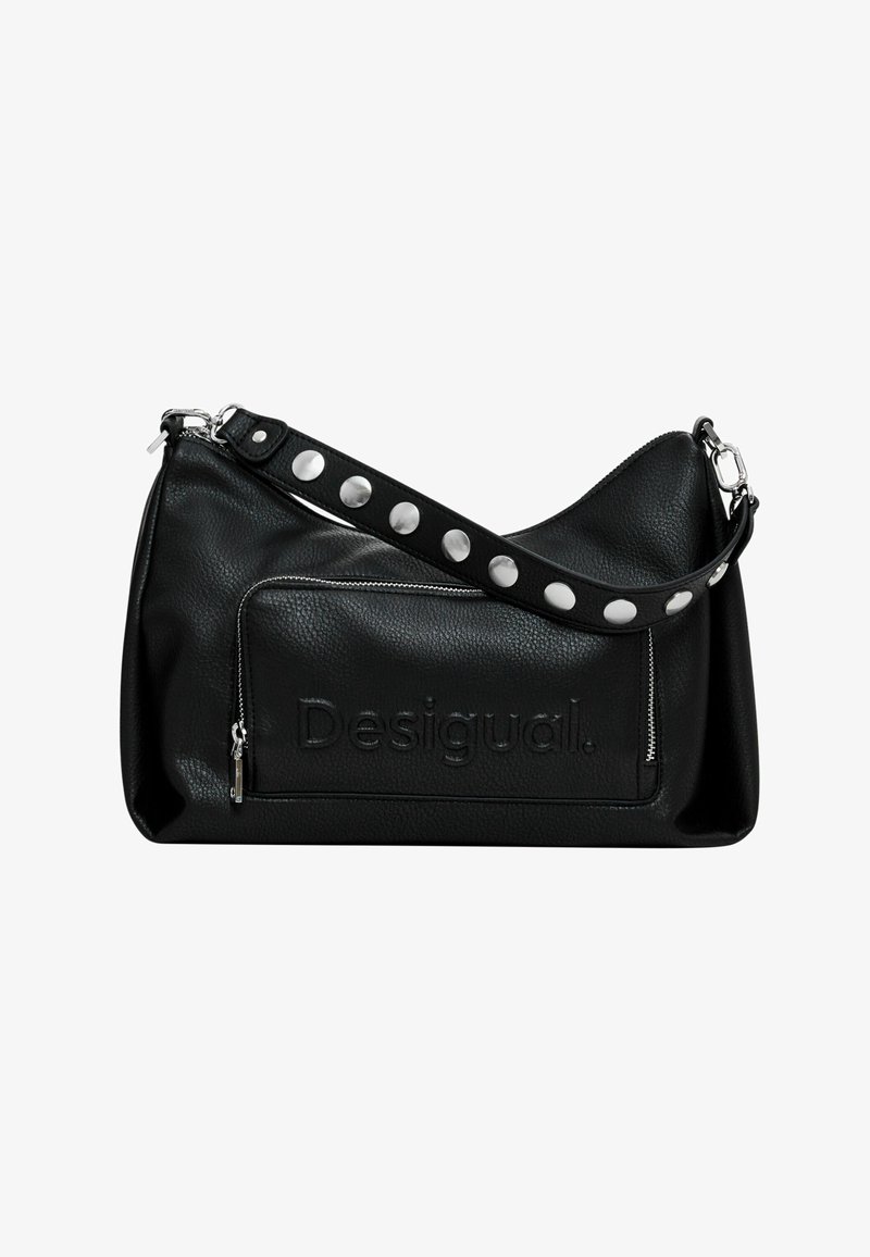Schwarze Lederhandtasche mit geprägtem "Desigual"-Logo, ausgestattet mit einer Reißverschlusstasche und einem verzierungen Schulterriemen. Weiche Textur und dezent geschwungene Form.