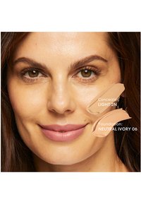 bareMinerals ORIGINAL LIQUID MINERAL FOUNDATION - Foundation - neutral ivory