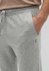 Next LOUNGEWEAR OPEN JOGGERS - Pižamos apatinė dalis - grey