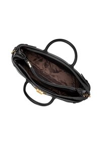 Zwarte handtas met een getextureerde buitenkant, gladde binnenkant, gouden hardware en dubbele handgrepen. Beschikt over één hoofdcompartiment en binnenzakken.