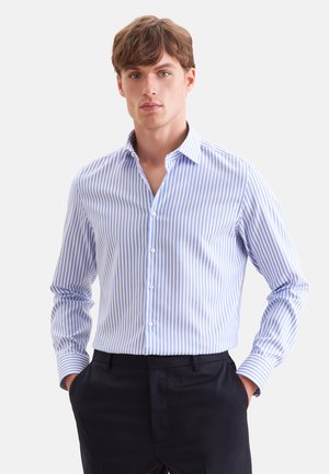 Seidensticker, SHAPED FIT - Chemise classique - light blue