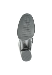 Svart klackboot med en strukturerad gummisula som har räfflor för grepp, dragkedjestängning och ett slätt syntetiskt ovandel.