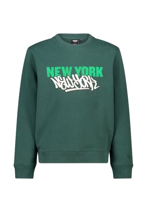Donkergroene sweatshirt met ronde hals, met "NEW YORK" in vet groen en gestileerde witte graffiti-tekst. Zachte stof, geribbelde manchetten.