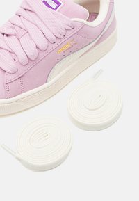 Puma UNISEX - Tenisky - grape mist/warm white