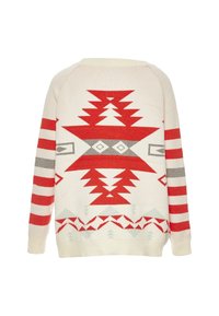 Maglione lavorato a maglia con una base crema decorata da audaci pattern geometrici rossi, grigi e azzurri, e maniche a strisce rosse e grigie in contrasto.