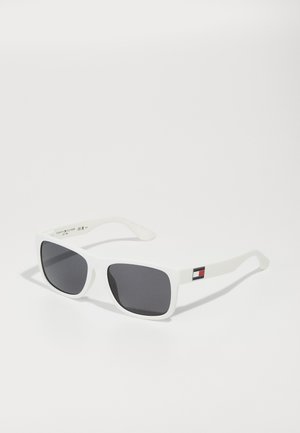 Aurinkolasit - matte white