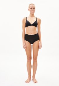 ARMEDANGELS BIRTAA - Shorty - black