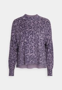 Lila Pullover mit strukturiertem Leopardenmuster. Hat einen runden Ausschnitt und lange Ärmel mit einem cropped Saum.