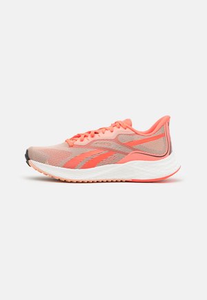FLOATRIDE ENERGY 3.0 - Zapatillas de running neutras - orange/coral