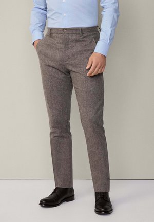 SLOANE - Chino - toffee brown
