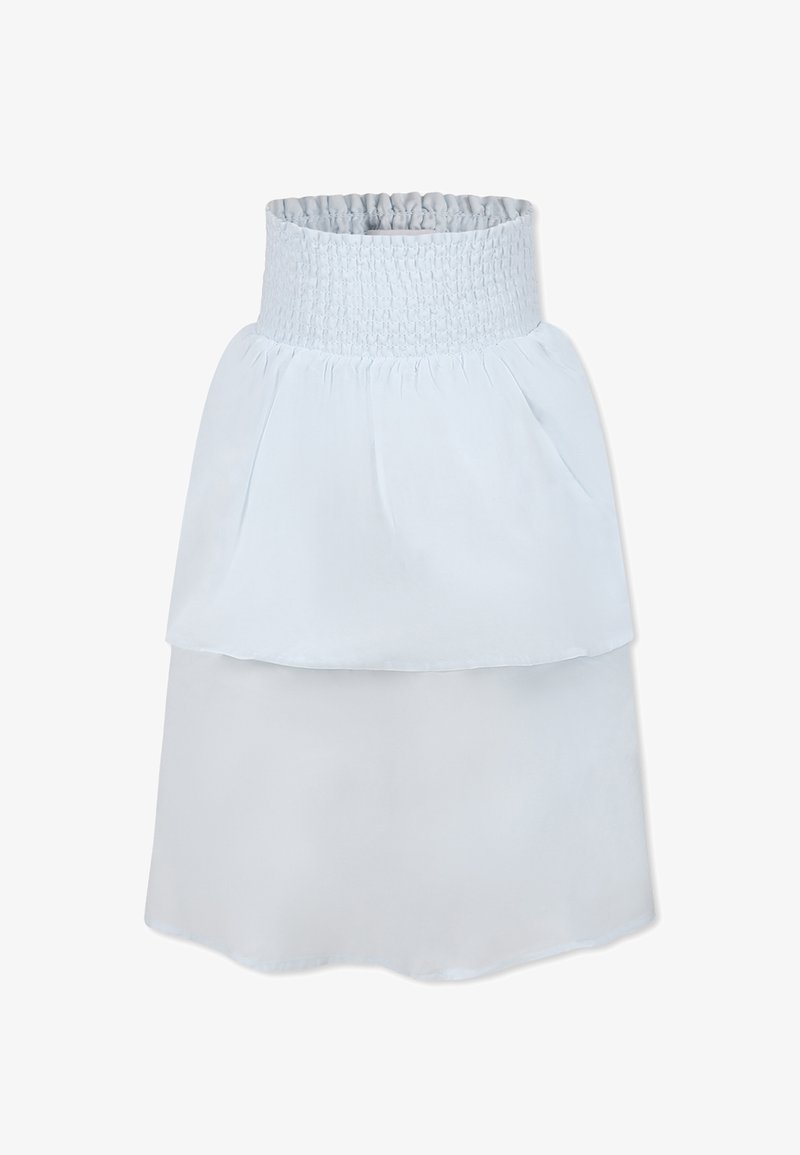 Gonna azzurra chiara a due strati con vita arricciata. Il strato superiore ha una superficie liscia, mentre quello inferiore è leggermente traslucido.