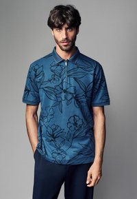 Next REGULAR FIT - PATTERN ZIP NECK - Pólóing - blue black floral