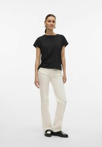 Vero Moda VMEMMY TAPE - Marškinėliai su spaudiniu - black