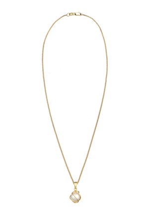 Goldkette mit einem einzelnen weißen Perlenanhänger, eingefasst in ein gedrehtes Golddraht-Design, mit Karabinerverschluss.