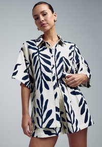 ST MRLO KADY - Blúzka so zapínaním na gombíky - navy blue leaf